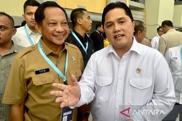 Erick Thohir Menggagas Penambahan Pelatih Lokal untuk Timnas Erick Thohir Menggagas Penambahan Pelatih Lokal untuk Timnas