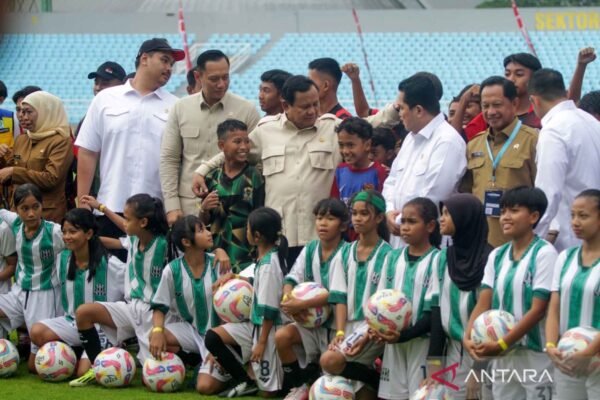 Presiden Prabowo Subianto Resmi Menghadirkan 17 Stadion Berstandar FIFA di Indonesia