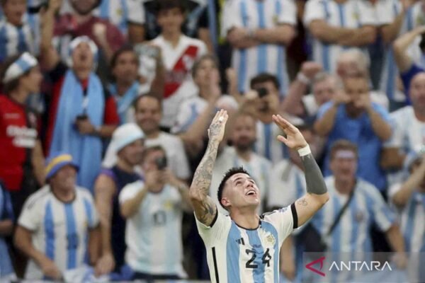 Argentina Dominates Brazil with a 4-1 Victory Argentina Dominates Brazil with a 4-1 Victory