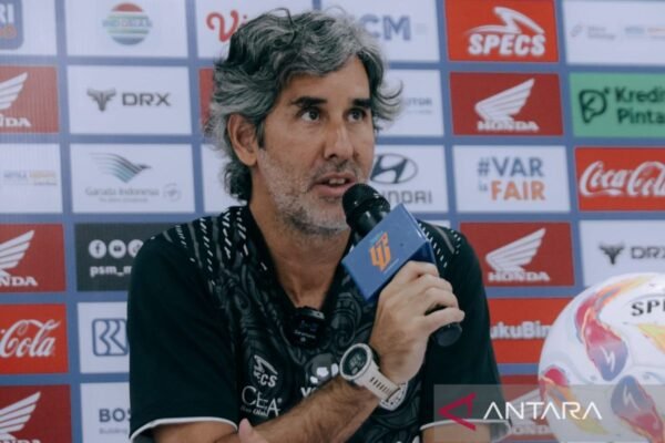 Setelah Tinggalkan Bali United, Teco Cugurra Lanjutkan Karier di Indonesia