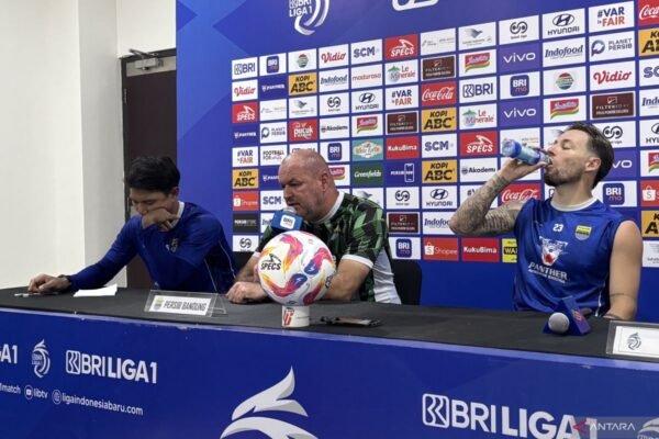 Bojan Hodak: Pertandingan Melawan Tim Papan Bawah Justru Menjadi Tantangan Besar
