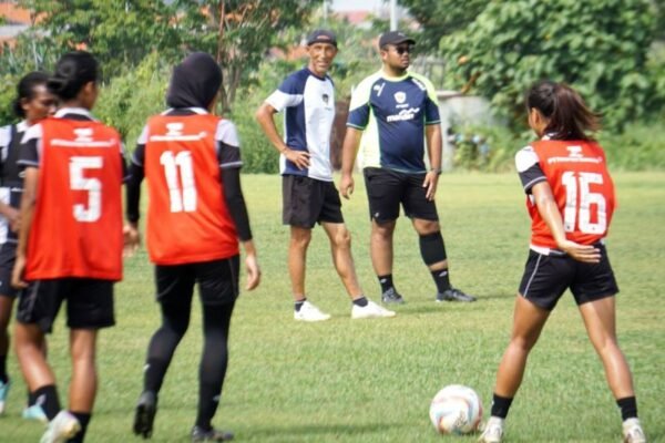 Arya Sinulingga Mengungkap Alasan PSSI Tidak Melakukan Naturalisasi Djenna de Jong