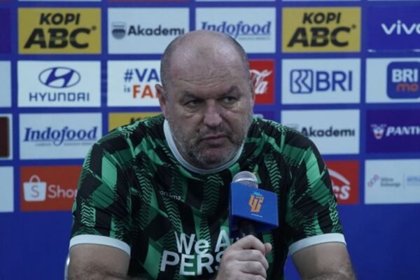 Bojan Hodak: Persib Bandung Tidak Akan Mudah Tumbangkan PSS Sleman