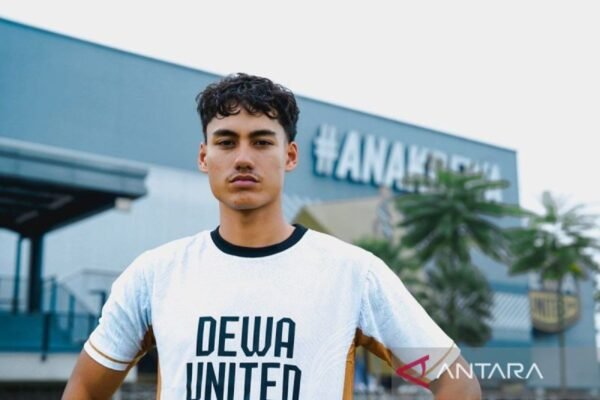 Rafael Struick secara resmi bergabung dengan Dewa United